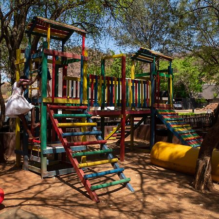 Bakubung Bush Lodge Ледиг Экстерьер фото