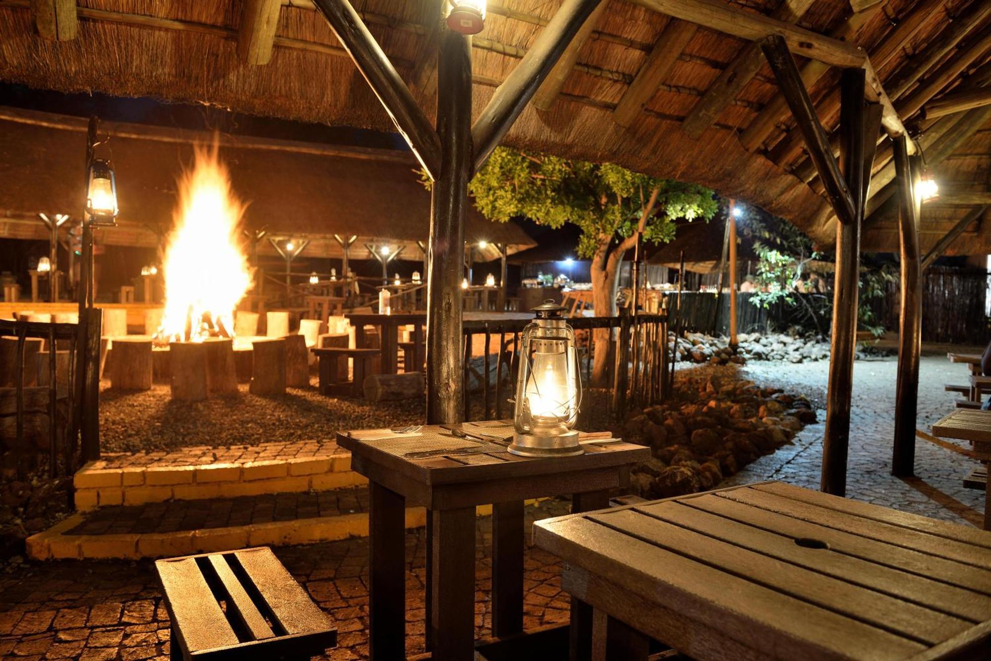 Bakubung Bush Lodge Ледиг Экстерьер фото