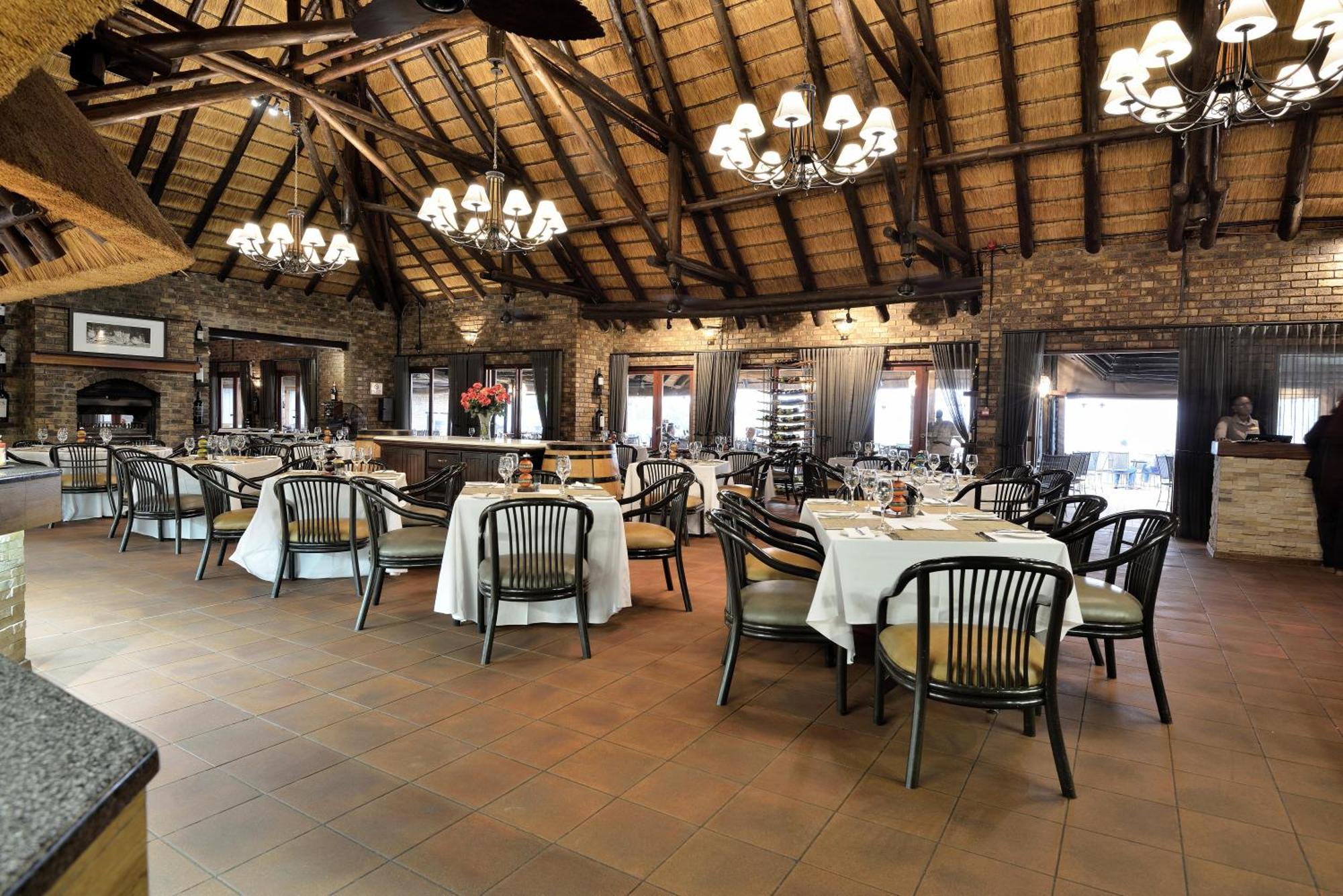 Bakubung Bush Lodge Ледиг Экстерьер фото