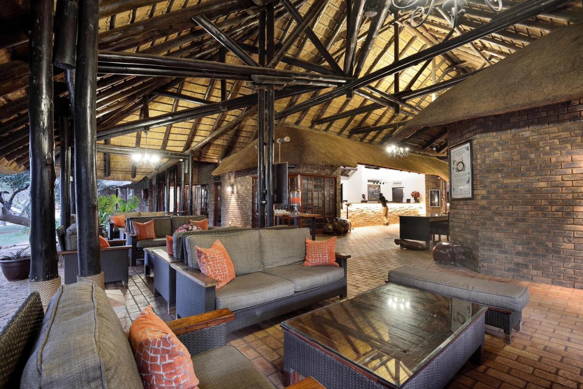 Bakubung Bush Lodge Ледиг Экстерьер фото