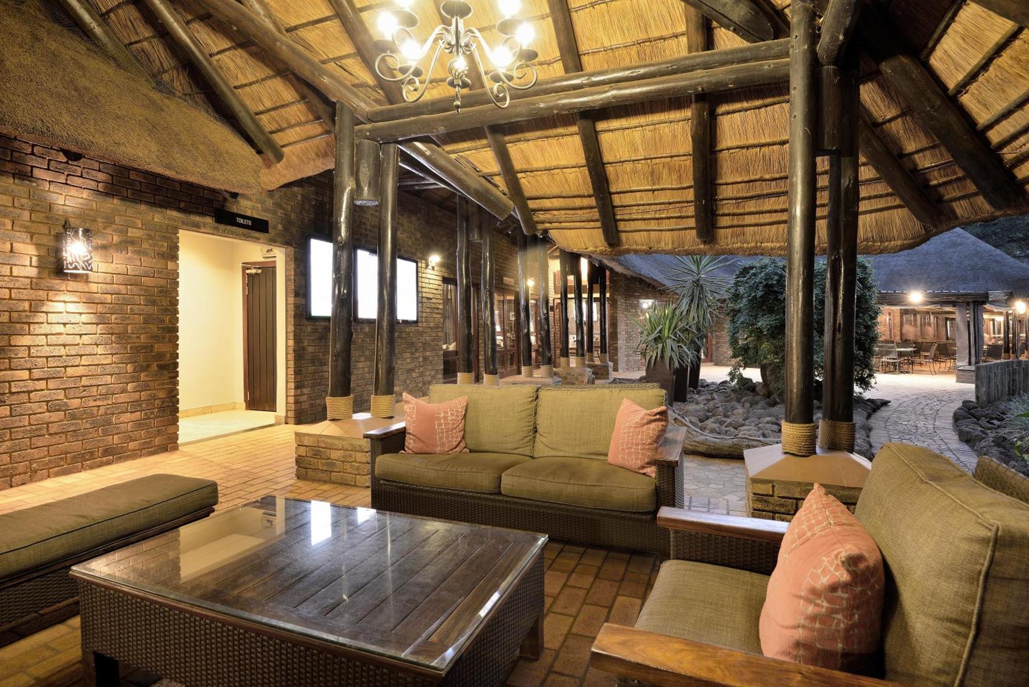 Bakubung Bush Lodge Ледиг Экстерьер фото