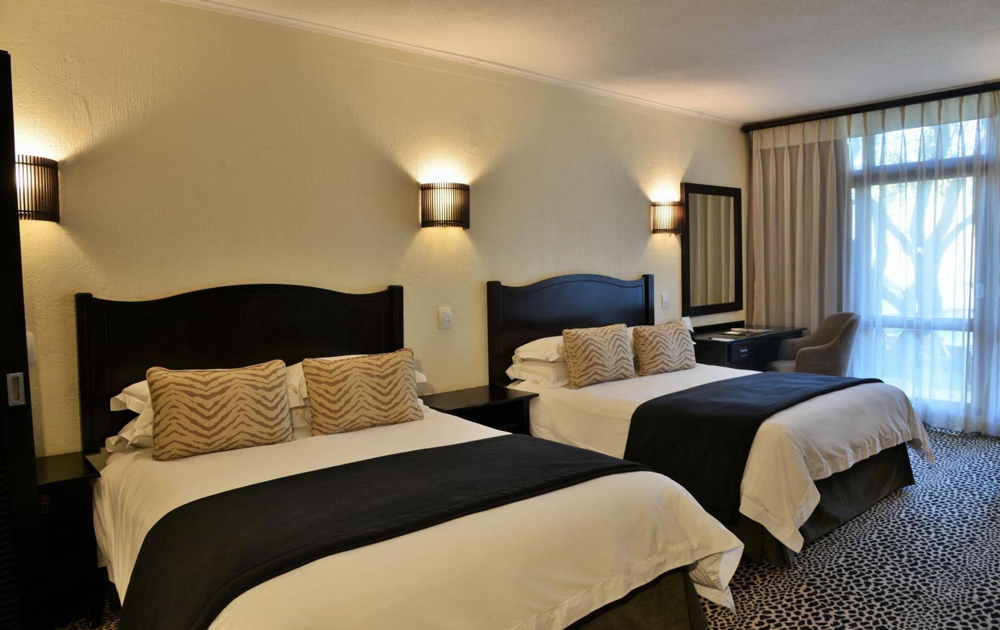 Bakubung Bush Lodge Ледиг Экстерьер фото